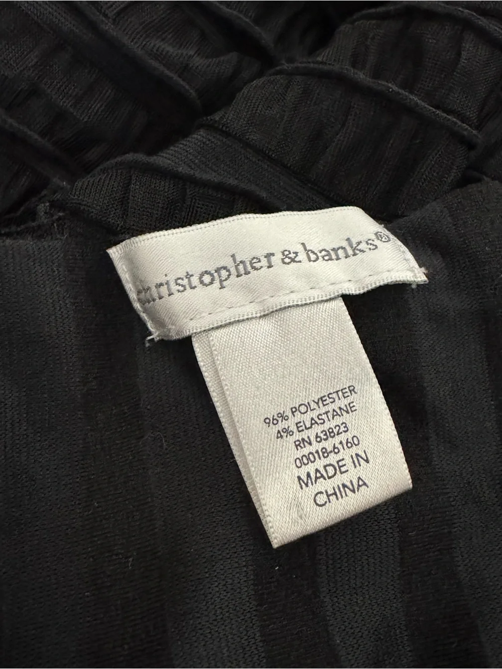 CHRISTOPHER & BANKS Textured Ruffle Scarf 11” x 72” Black EUC